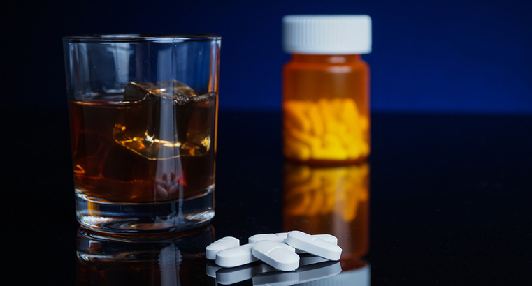 Taking Hydroxyzine With Alcohol