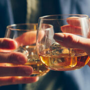 is alcohol a blood thinner